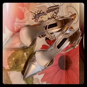 White House Black Market 7M